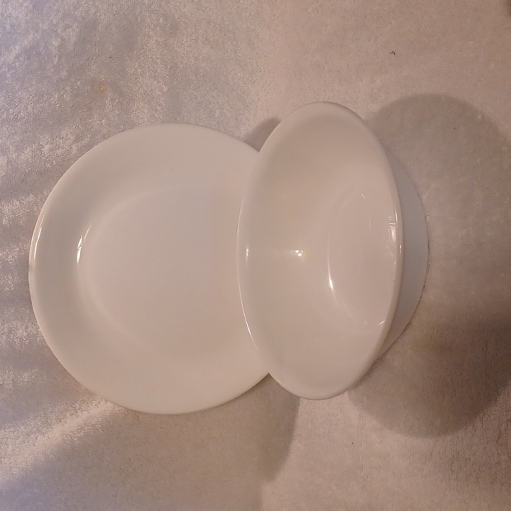 Corelle Ware serving bowl and dinner plate Corning White Corning Bowls